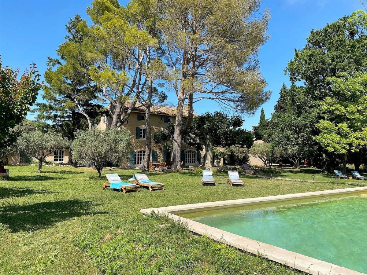 Desir De Provence Bed & Breakfast Sarrians Exterior photo