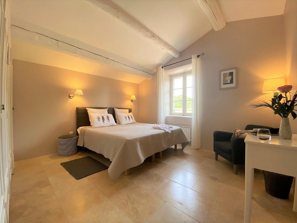 Desir De Provence Bed & Breakfast Sarrians Exterior photo
