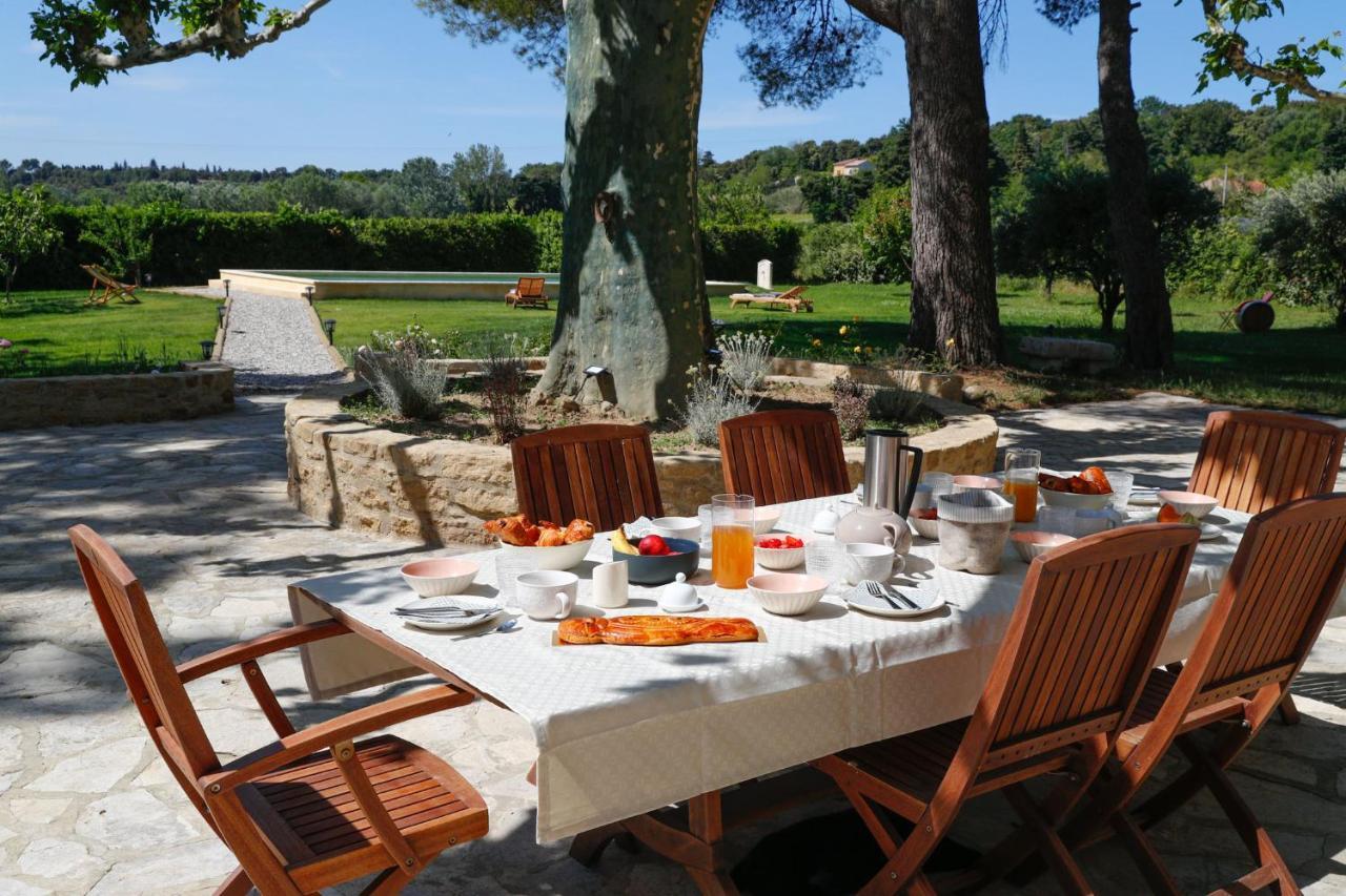Desir De Provence Bed & Breakfast Sarrians Exterior photo